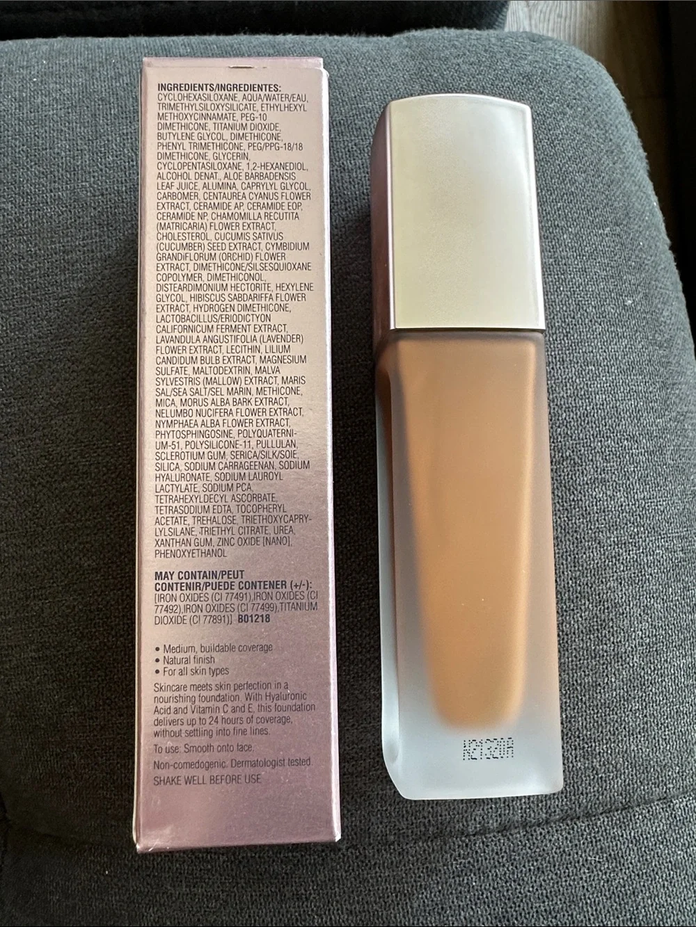 BNIB Elizabeth Arden Flawless Finish Skincare Foundation 600W